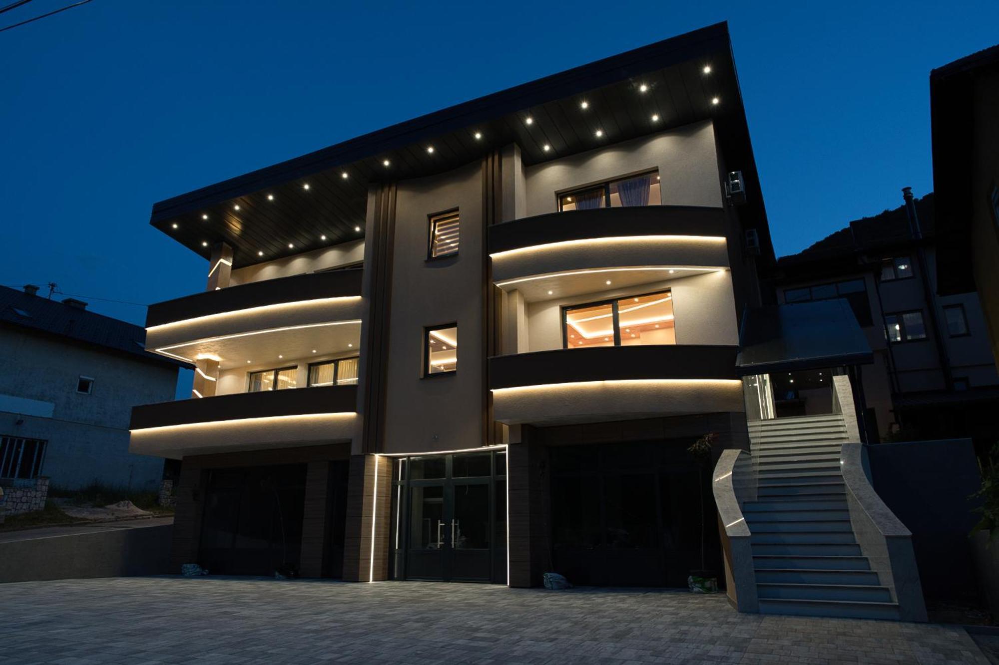 Sm Exclusive Apartments วิโซโค ภายนอก รูปภาพ
