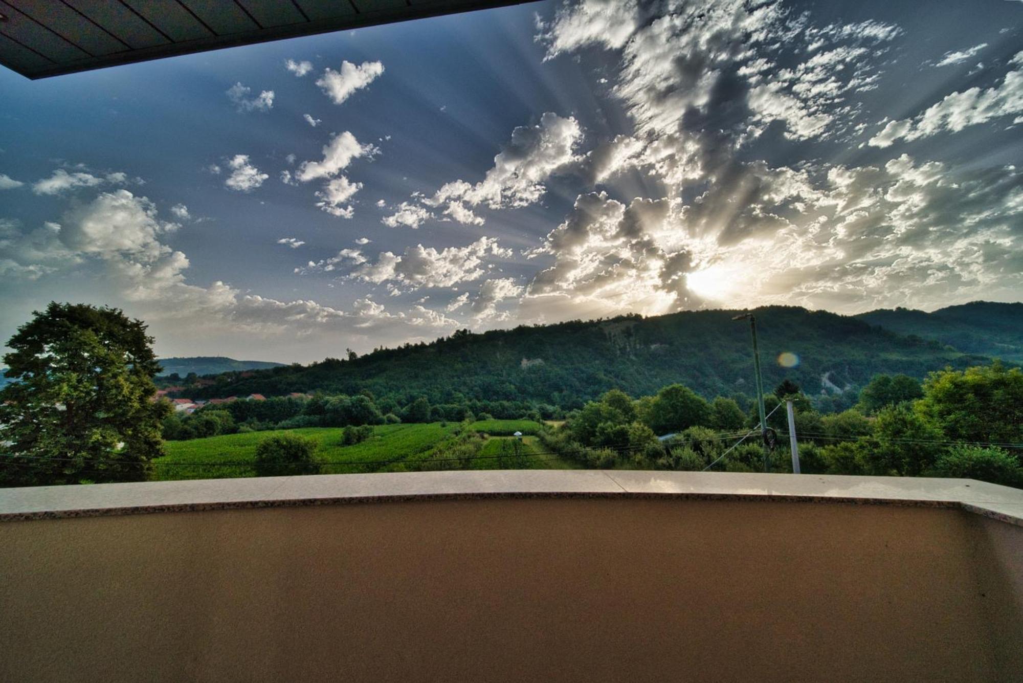 Sm Exclusive Apartments วิโซโค ภายนอก รูปภาพ